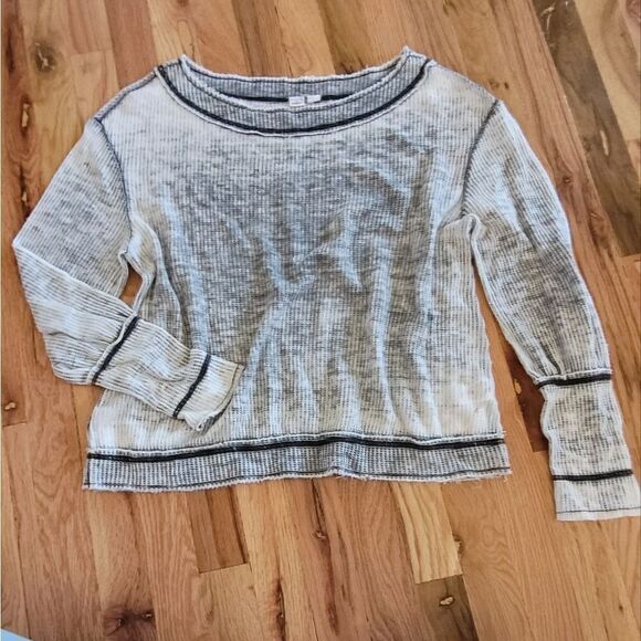 Melrose and Market Waffle Knit Thermal Distressed Burnout Top Medium M - Picture 4 of 9